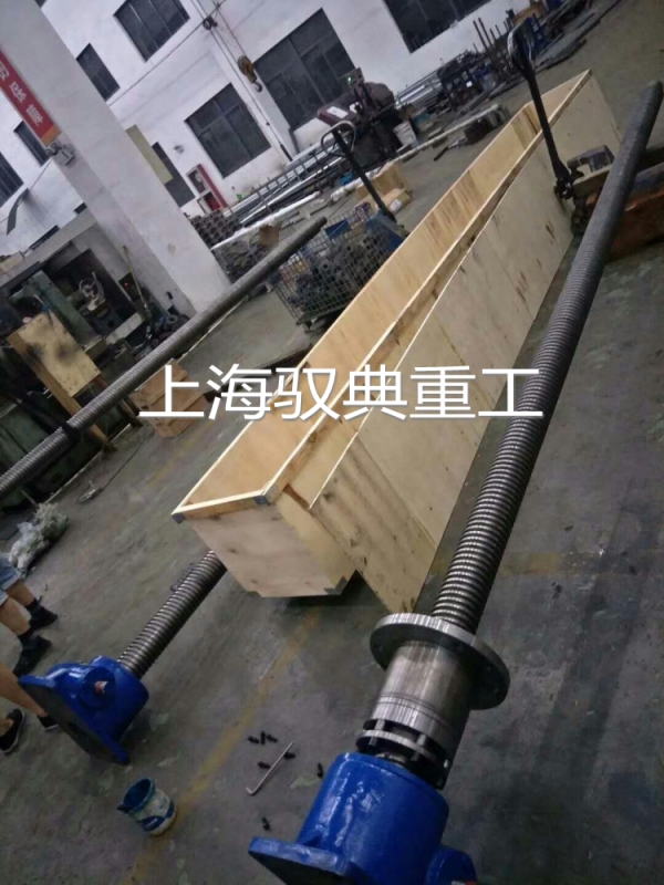 swl100T蜗轮丝杆升降机